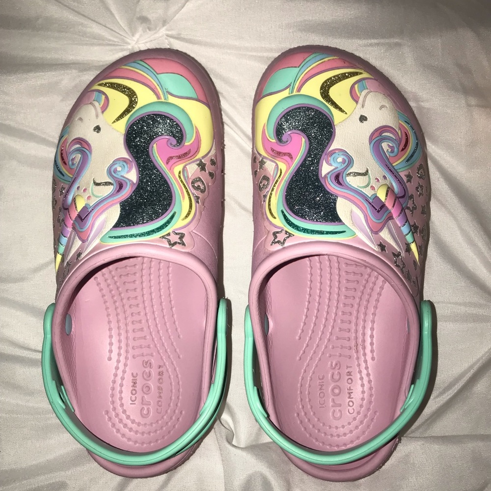 Pink/Purplish unicorn girls crocs size 3
